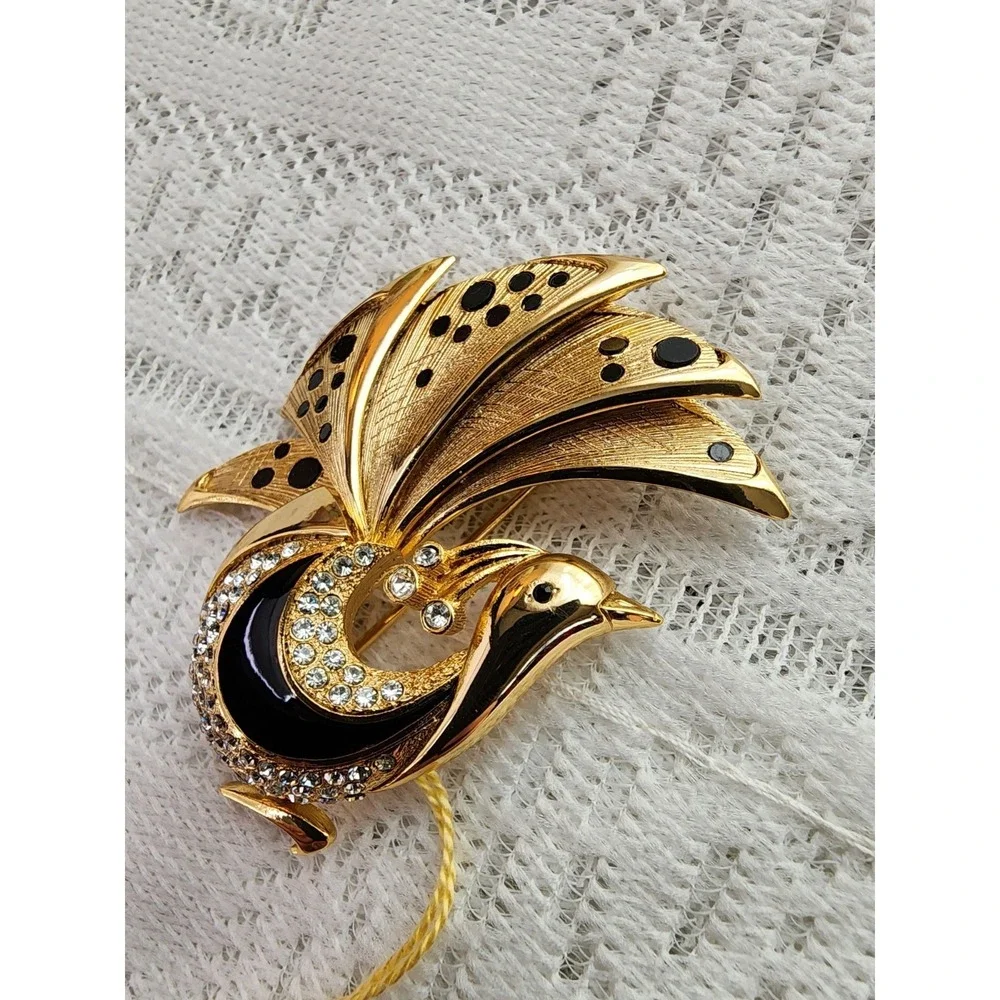 Orena peacock nouveau